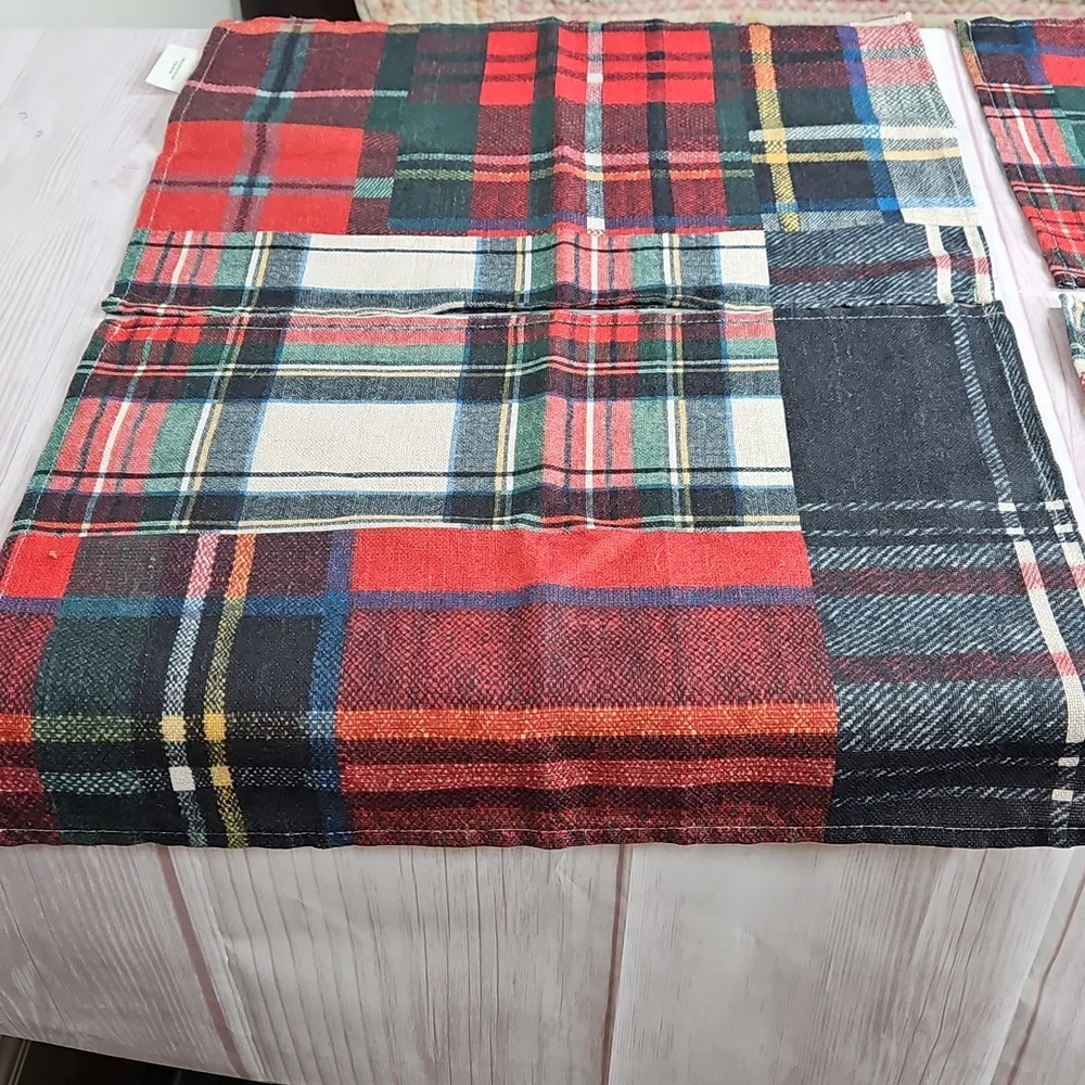 4 Plaid Placemats